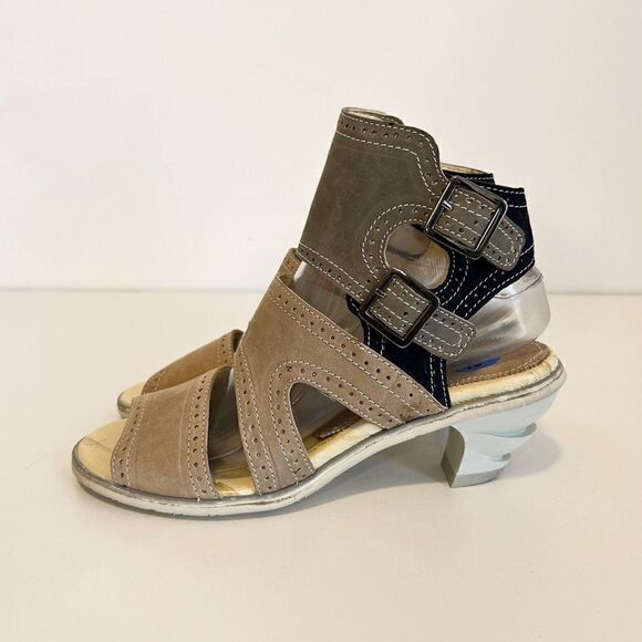 NWOB Eject Monochromatic Two Tone Ankle Wrap Artsy Leather Sandals - Picture 3 of 5